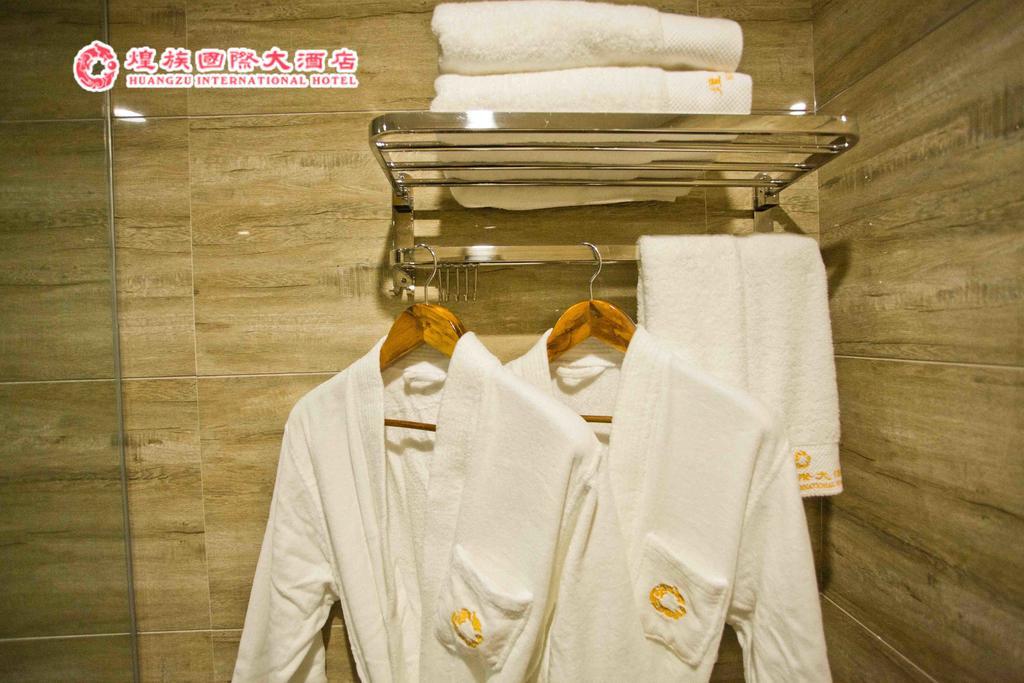 חוואיחוואה Huangzu International Hotel מראה חיצוני תמונה